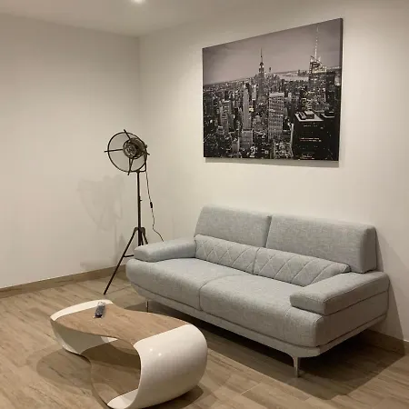Scaty Apartment *